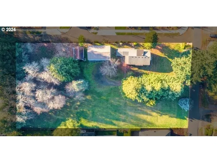 9270 SW Edgewood St, Portland, OR 97223 — photograph 8