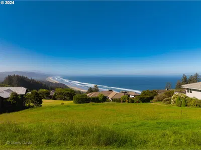 Meadow Loop 14, Manzanita, OR 97130 — photograph 1