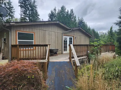 Home at 71822 Lentz Rd, Rainier, OR 97048 (Pending)