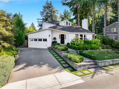 Home at 17440 Schalit Way, Lake Oswego, OR 97035 (Pending)