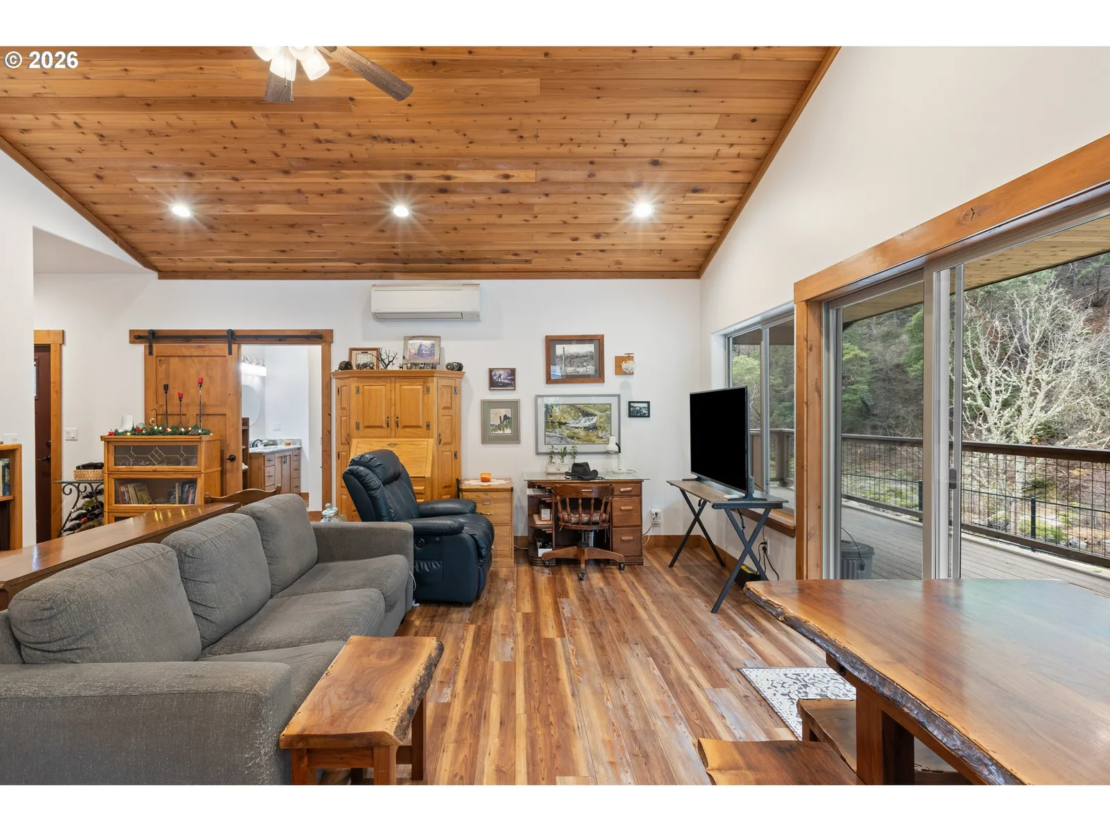 4696 Cow Creek Rd, Riddle, OR 97469 — photograph 15