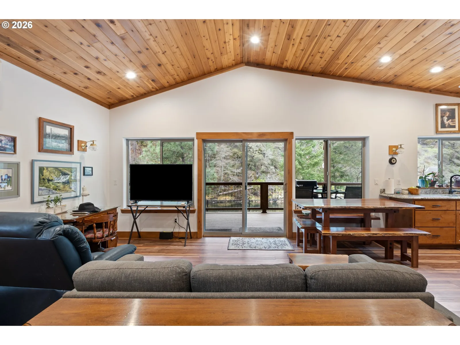 4696 Cow Creek Rd, Riddle, OR 97469 — photograph 14