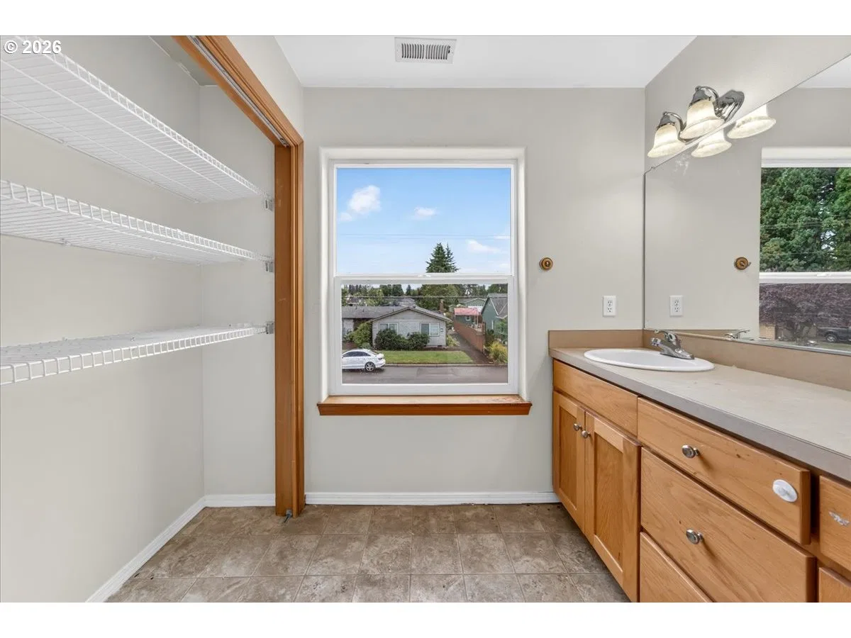 1437 NE Grandhaven St, McMinnville, OR 97128 — photograph 21