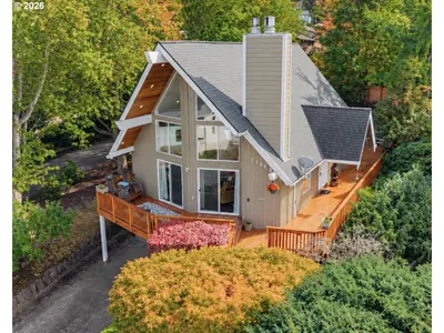 Home at 11545 SE Flavel St, Portland, OR 97266