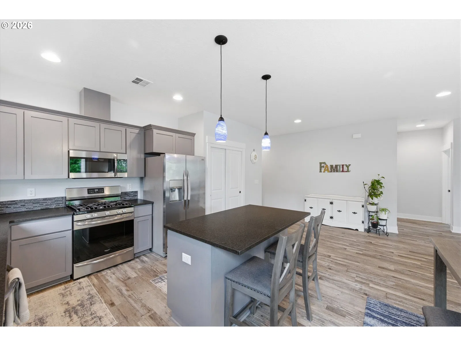 393 NW Denton Ave, Dallas, OR 97338 — photograph 9