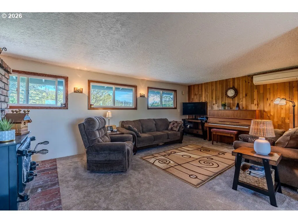 32728 NE Chamberlain Rd, Corbett, OR 97019 — photograph 7