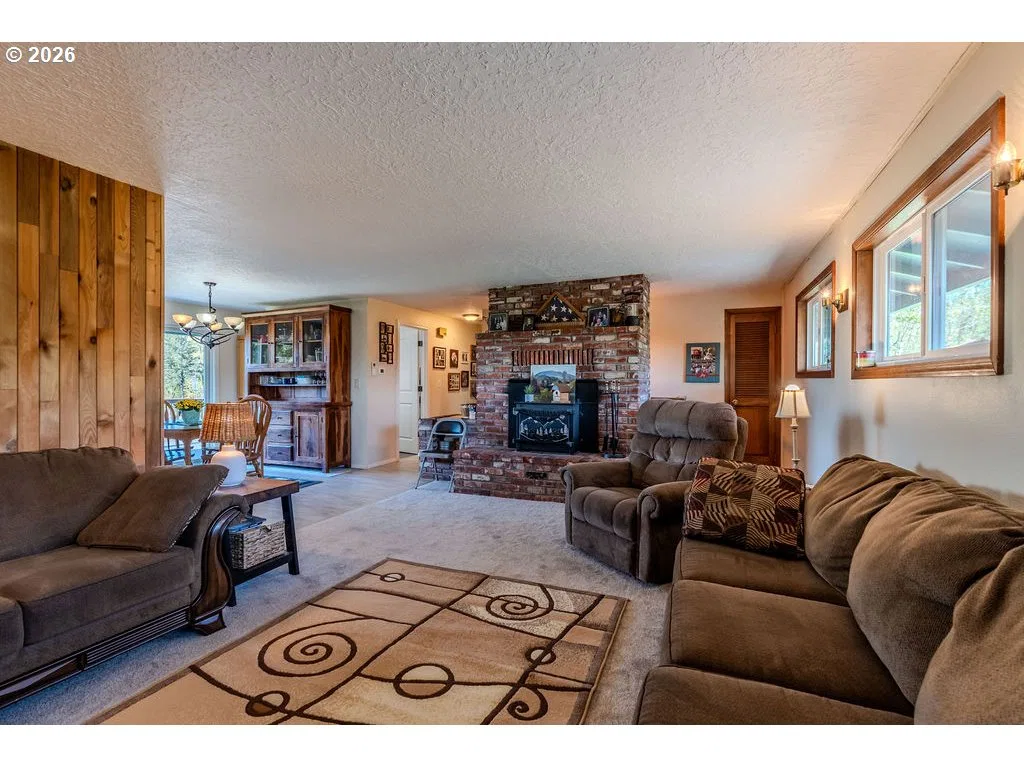 32728 NE Chamberlain Rd, Corbett, OR 97019 — photograph 9