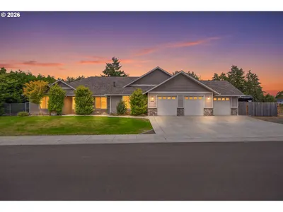 Home at 699 N Morrison St, Coos Bay, OR 97420