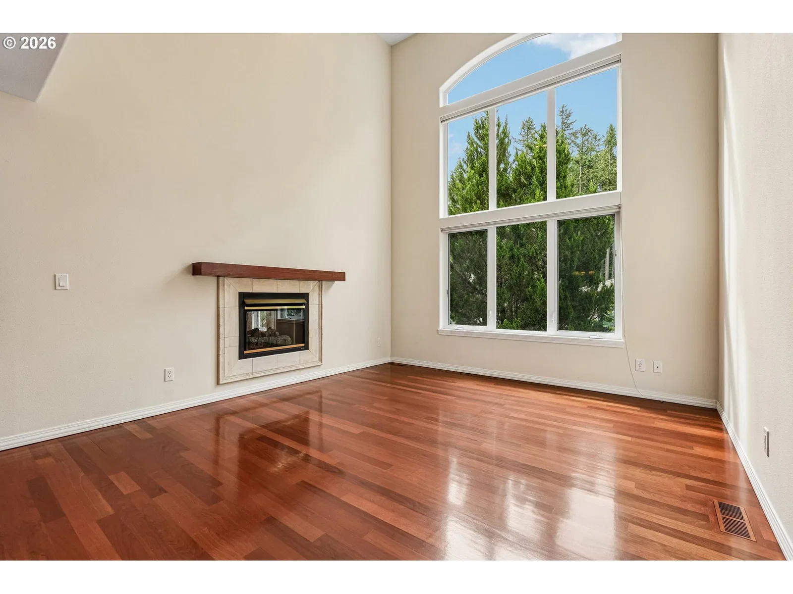 9567 SW Spring Crest Dr, Portland, OR 97225 — photograph 8