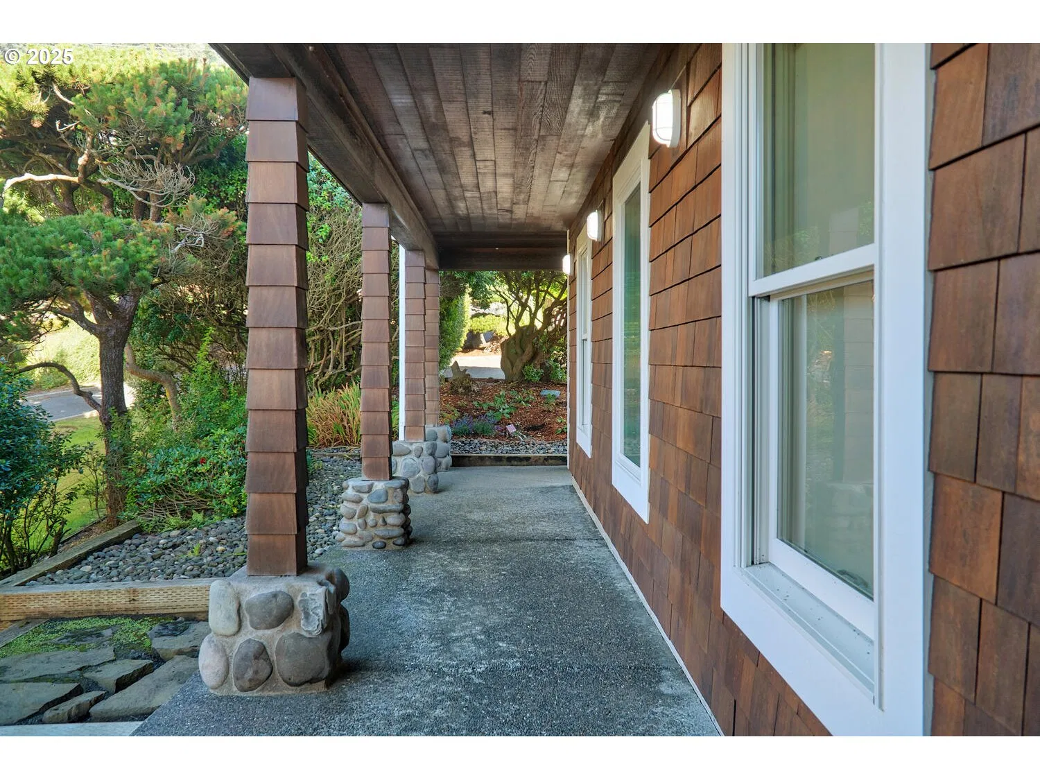 1880 Pacific St, Cannon Beach, OR 97110 — photograph 12