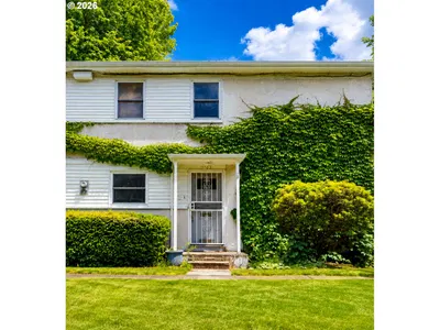 Condominium at 1708 NE 67th Ave, Portland, OR 97213