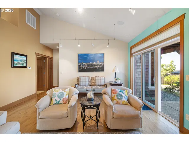 9940 Shore Pine Ln, Manzanita, OR 97130 — photograph 12