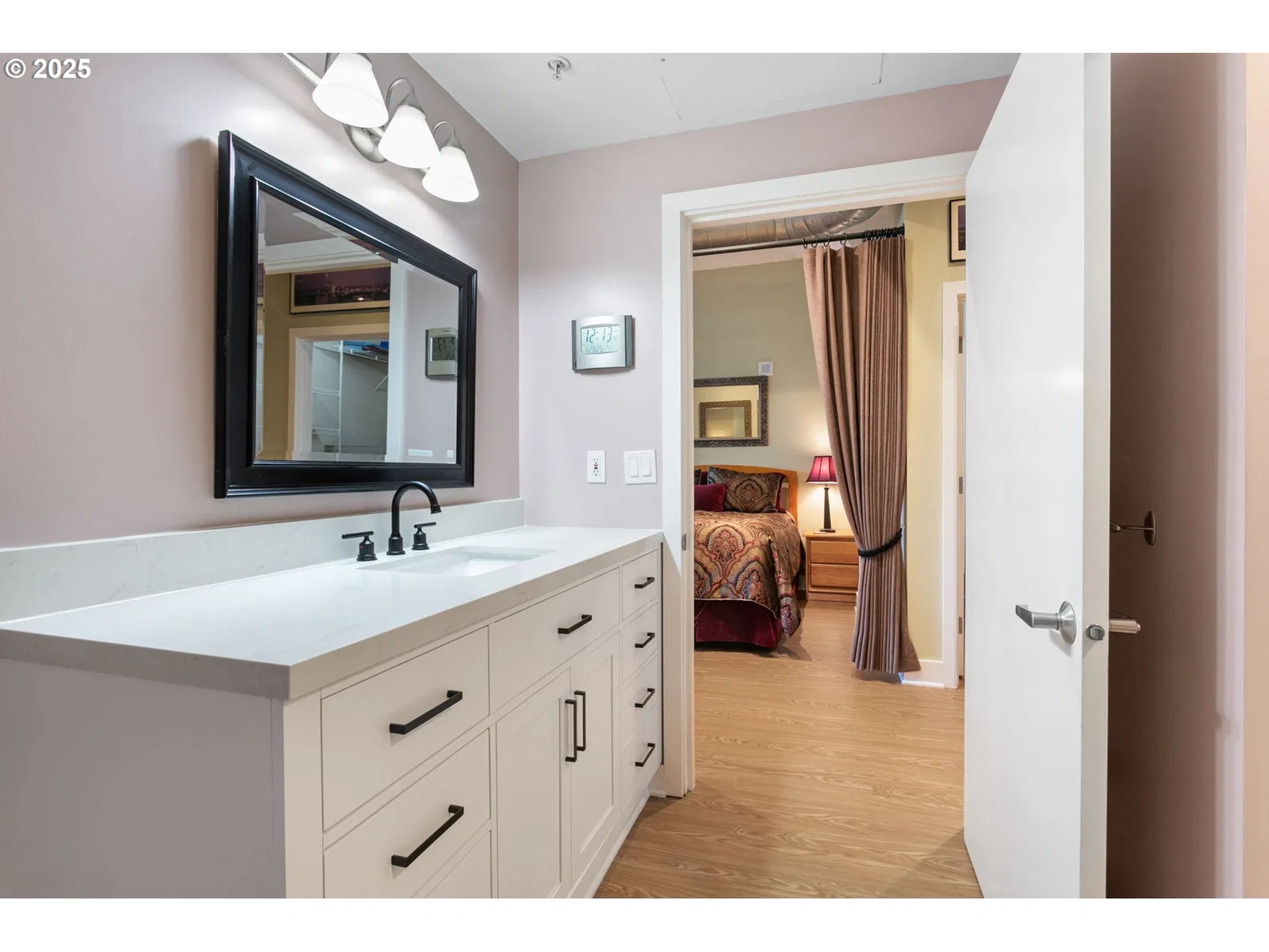300 NW 8th Ave 604, Portland, OR 97209 — photograph 18