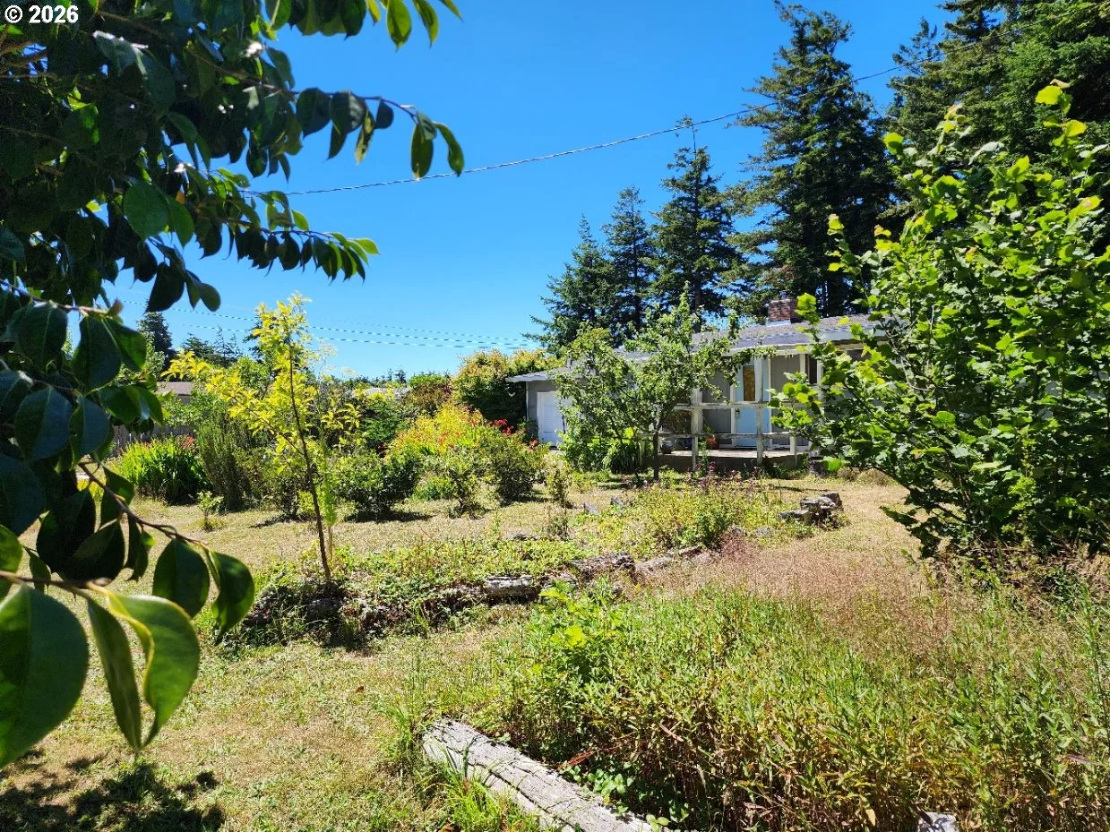 2537 Port Orford Loop, Port Orford, OR 97465 — photograph 28