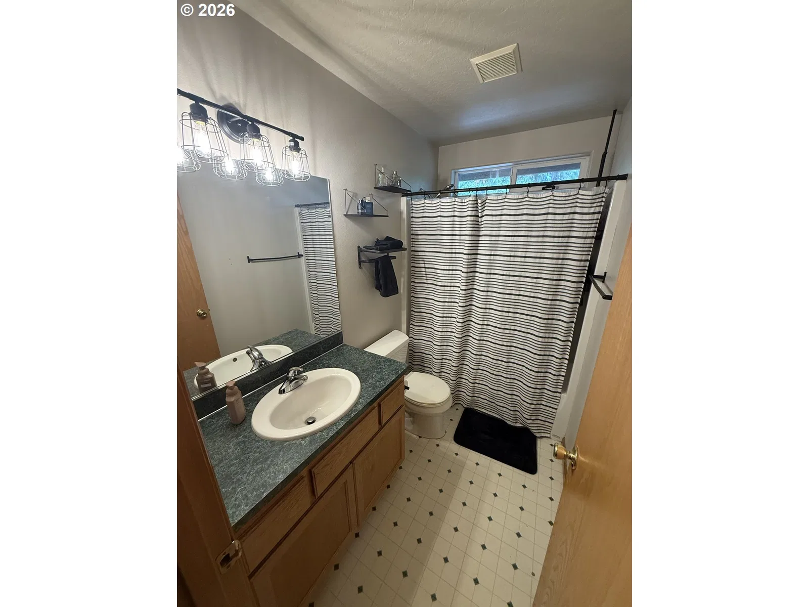 1397 Skipper Ave, Eugene, OR 97404 — photograph 25