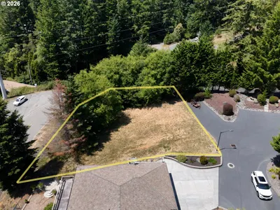Land at 7774 Zoe Dr, Brookings, OR 97415