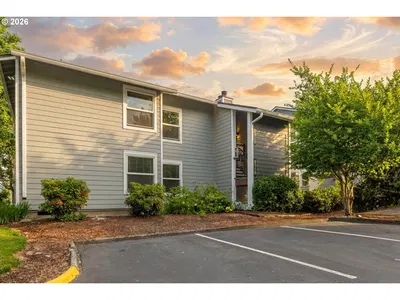 Condominium at 8324 SW Mohawk St SE, Tualatin, OR 97062