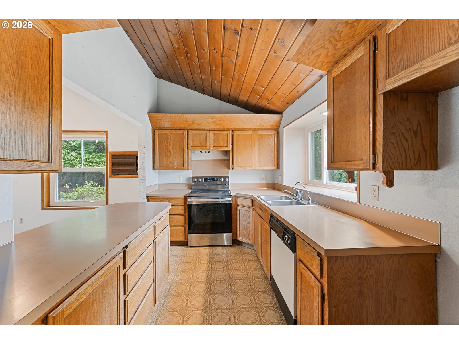 2460 S Dogwood St, Cornelius, OR 97113 — photograph 11