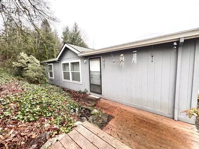 Home at 5200 SE 132nd Ave 14, Portland, OR 97236