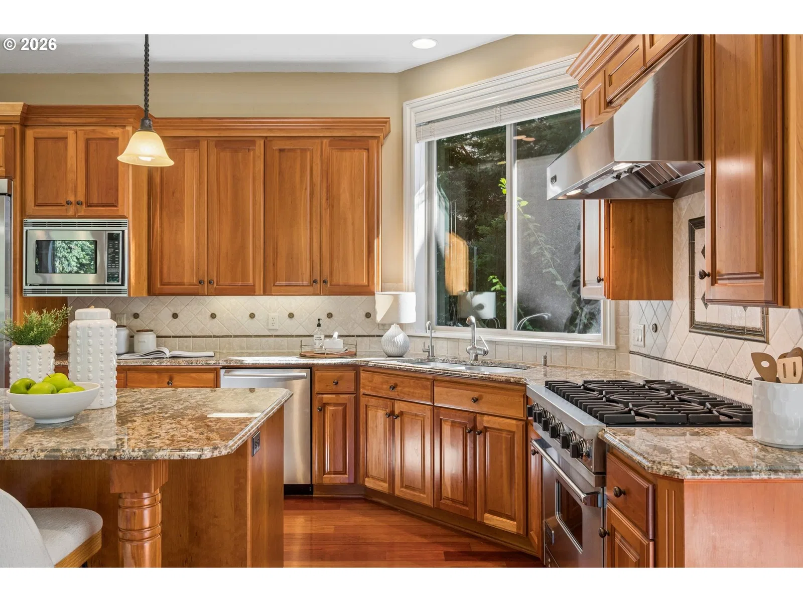 9723 NW Henry Ct, Portland, OR 97229 — photograph 18