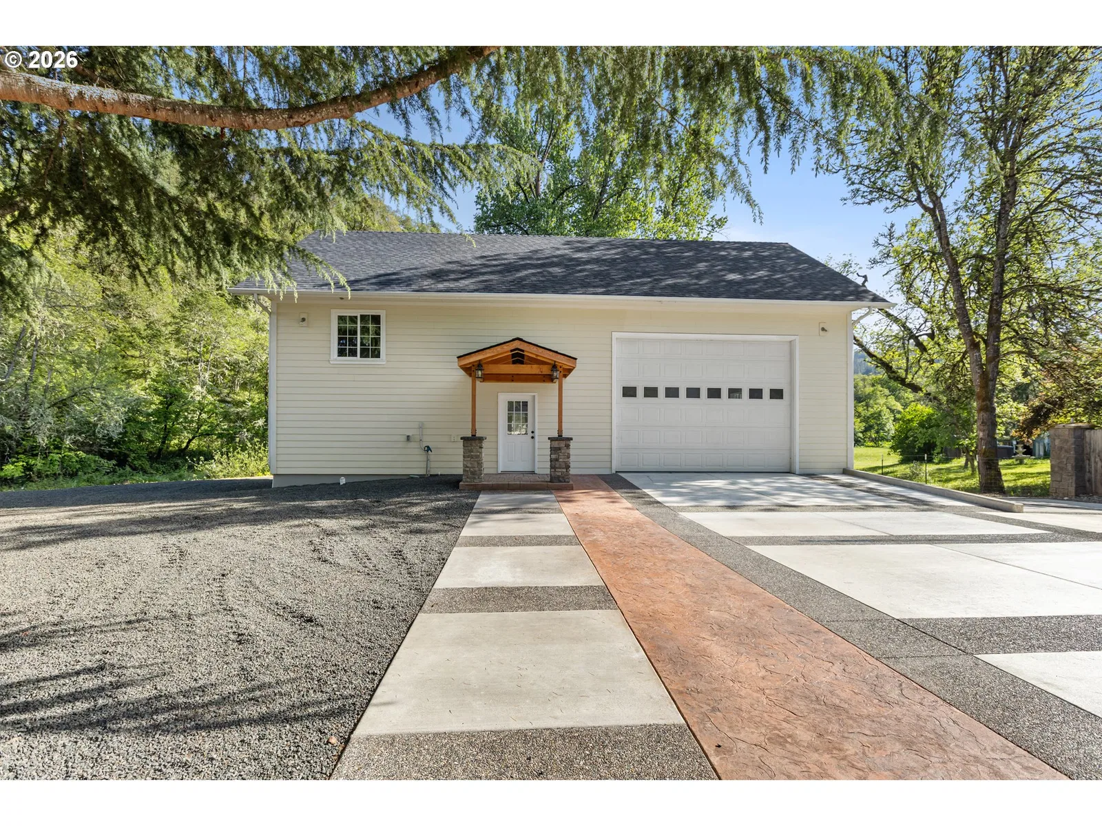 4081 NE Douglas Ave, Roseburg, OR 97470 — photograph 31
