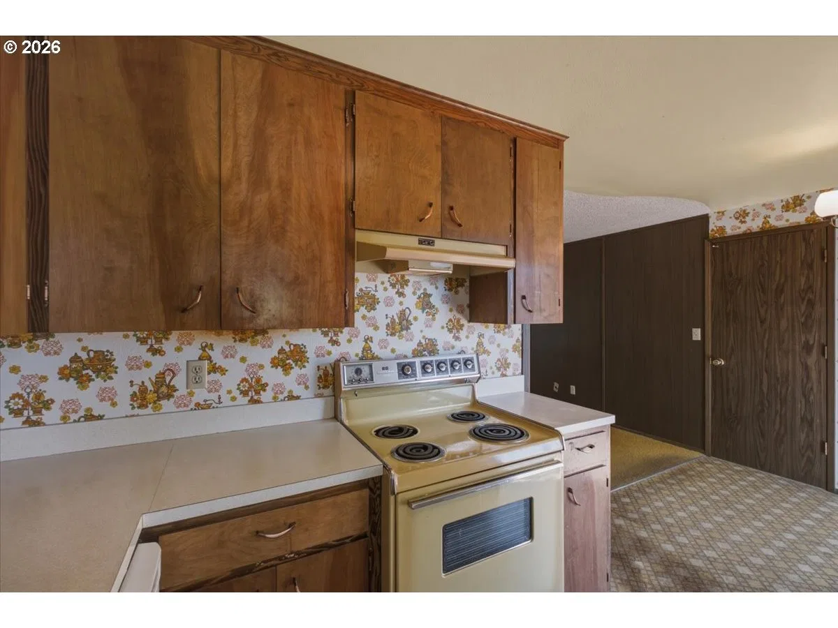 635 SW 56th St, Corvallis, OR 97333 — photograph 14