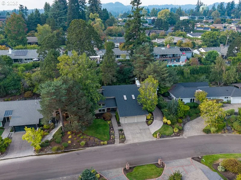 7785 SW Westgate Way, Portland, OR 97225 — photograph 46