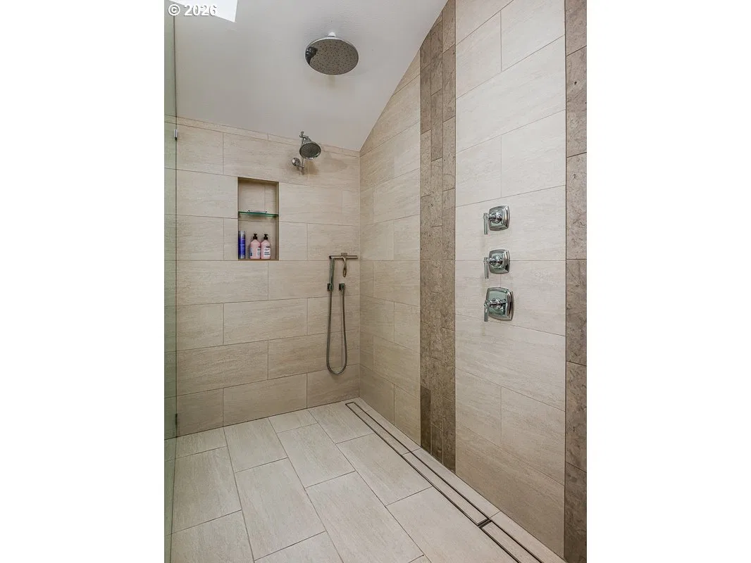 7785 SW Westgate Way, Portland, OR 97225 — photograph 28