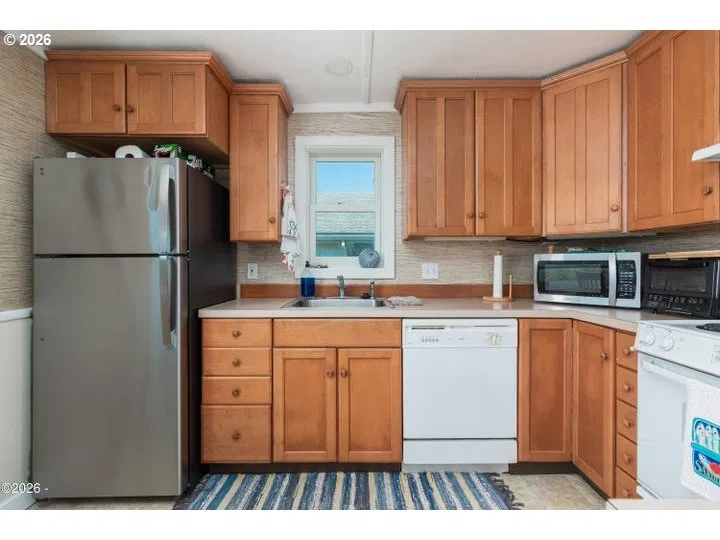 35120 Rueppel Ave, Pacific City, OR 97135 — photograph 9