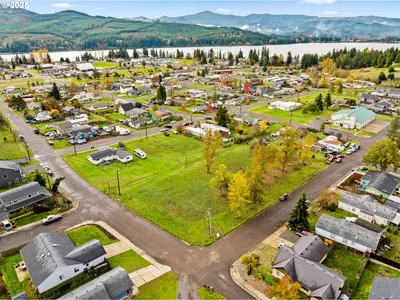 Land at 287 E 3rd St, Lowell, OR 97452