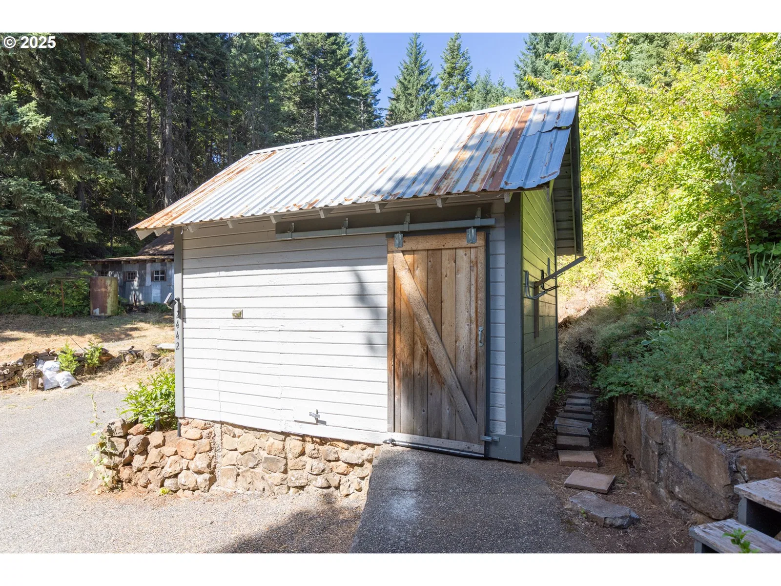 2442 Kingsley Rd, Hood River, OR 97031 — photograph 37