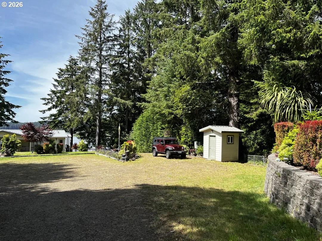 83235 Clear Lake Rd, Florence, OR 97439 — photograph 47
