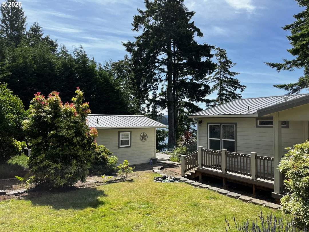 83235 Clear Lake Rd, Florence, OR 97439 — photograph 38