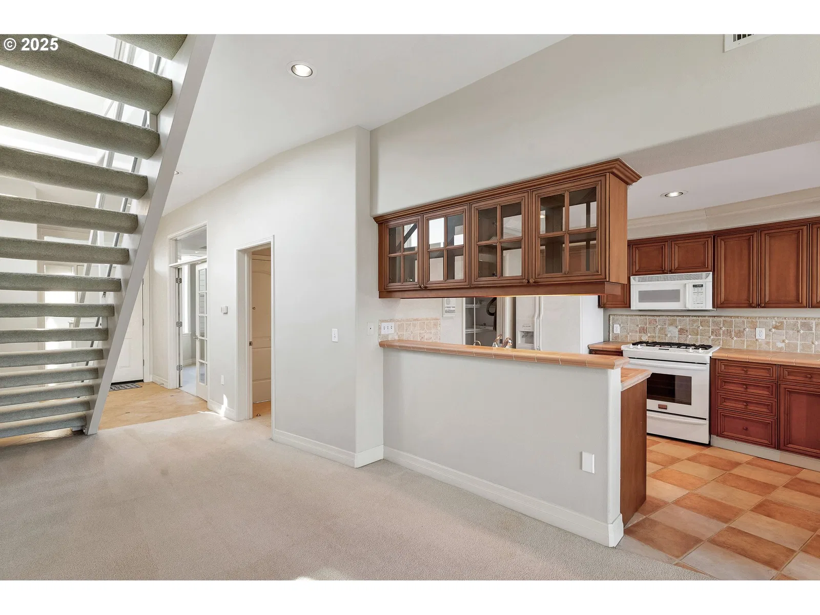 905 N Harbour Dr 32, Portland, OR 97217 — photograph 13