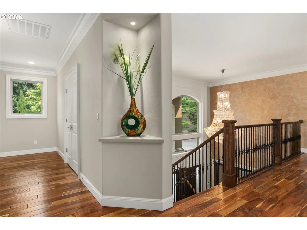 5716 SW Hamilton St, Portland, OR 97221 — photograph 15