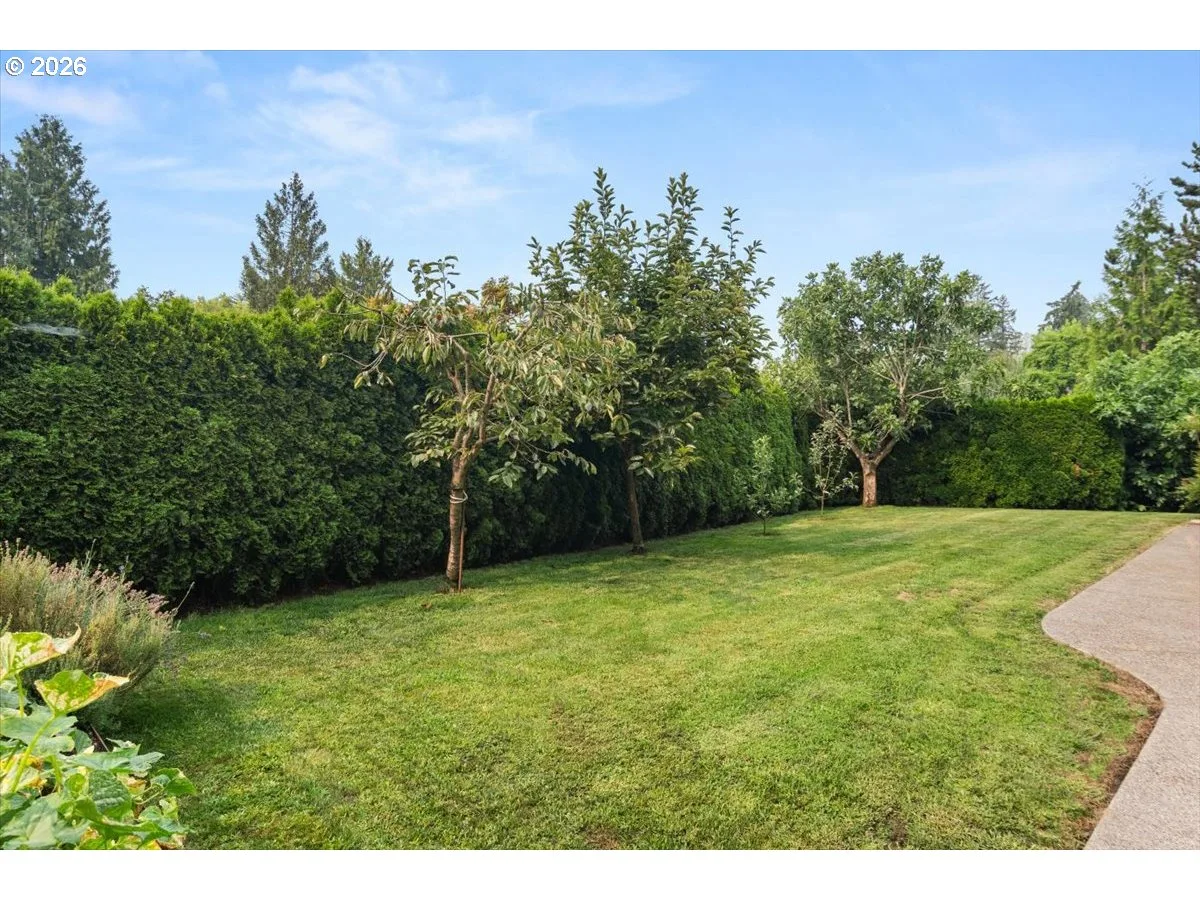 5716 SW Hamilton St, Portland, OR 97221 — photograph 41