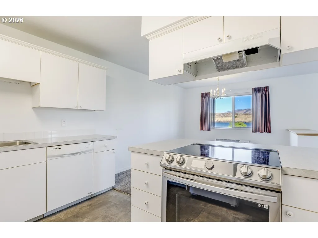 240 Lone Pine Ln 7, The Dalles, OR 97058 — photograph 11