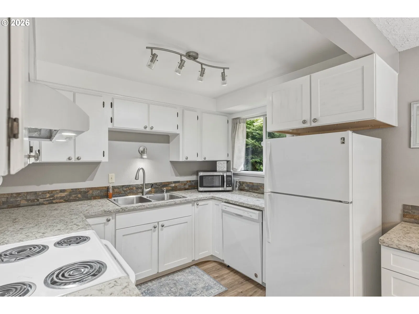 369 E Birnie Slough Rd, Cathlamet, Wa 98612 — photograph 12