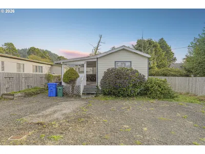 Home at 8305 Stark St, Rockaway Beach, OR 97136