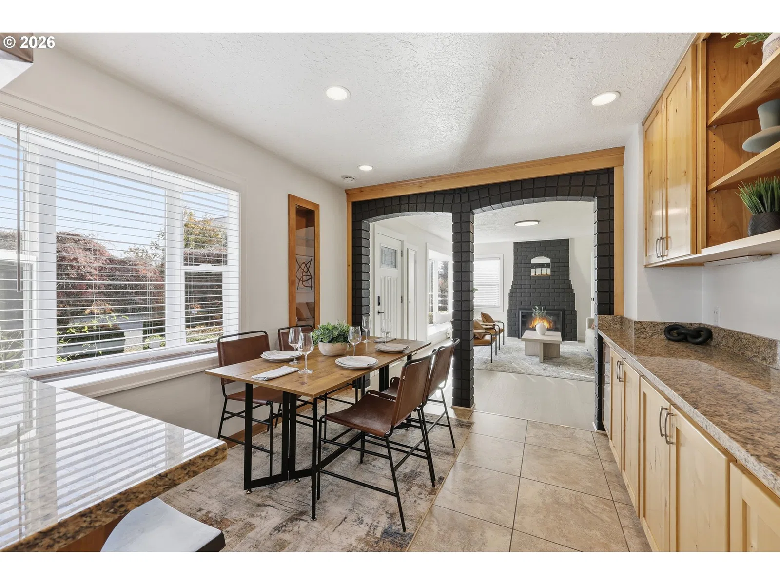 415 SE 94th Ave, Portland, OR 97216 — photograph 17