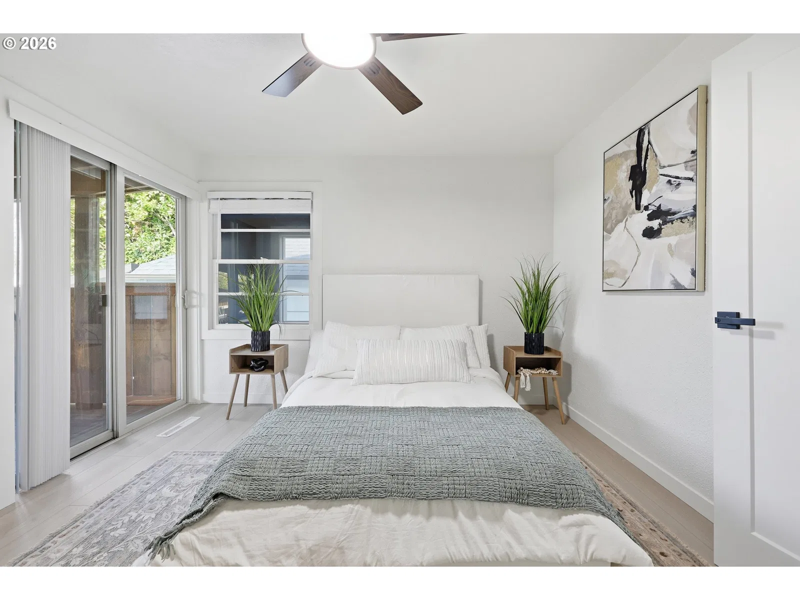 415 SE 94th Ave, Portland, OR 97216 — photograph 23