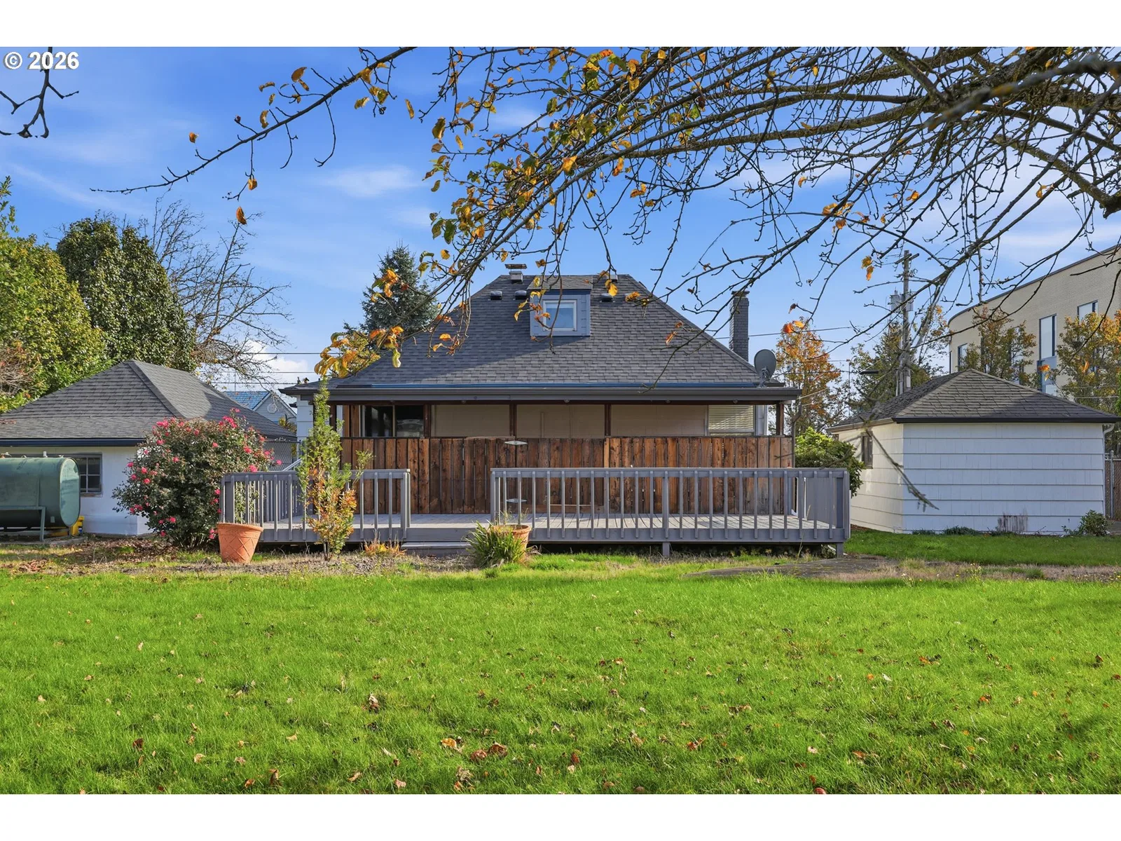 415 SE 94th Ave, Portland, OR 97216 — photograph 45