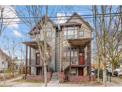 Condominium at 2301 SE 12th Ave 3, Portland, OR 97214