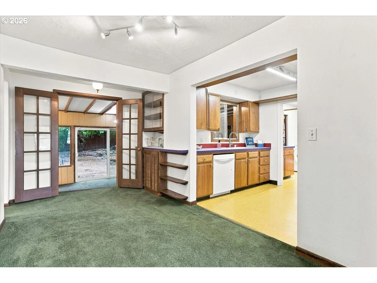 410 E Fairfield St, Gladstone, OR 97027 — photograph 12