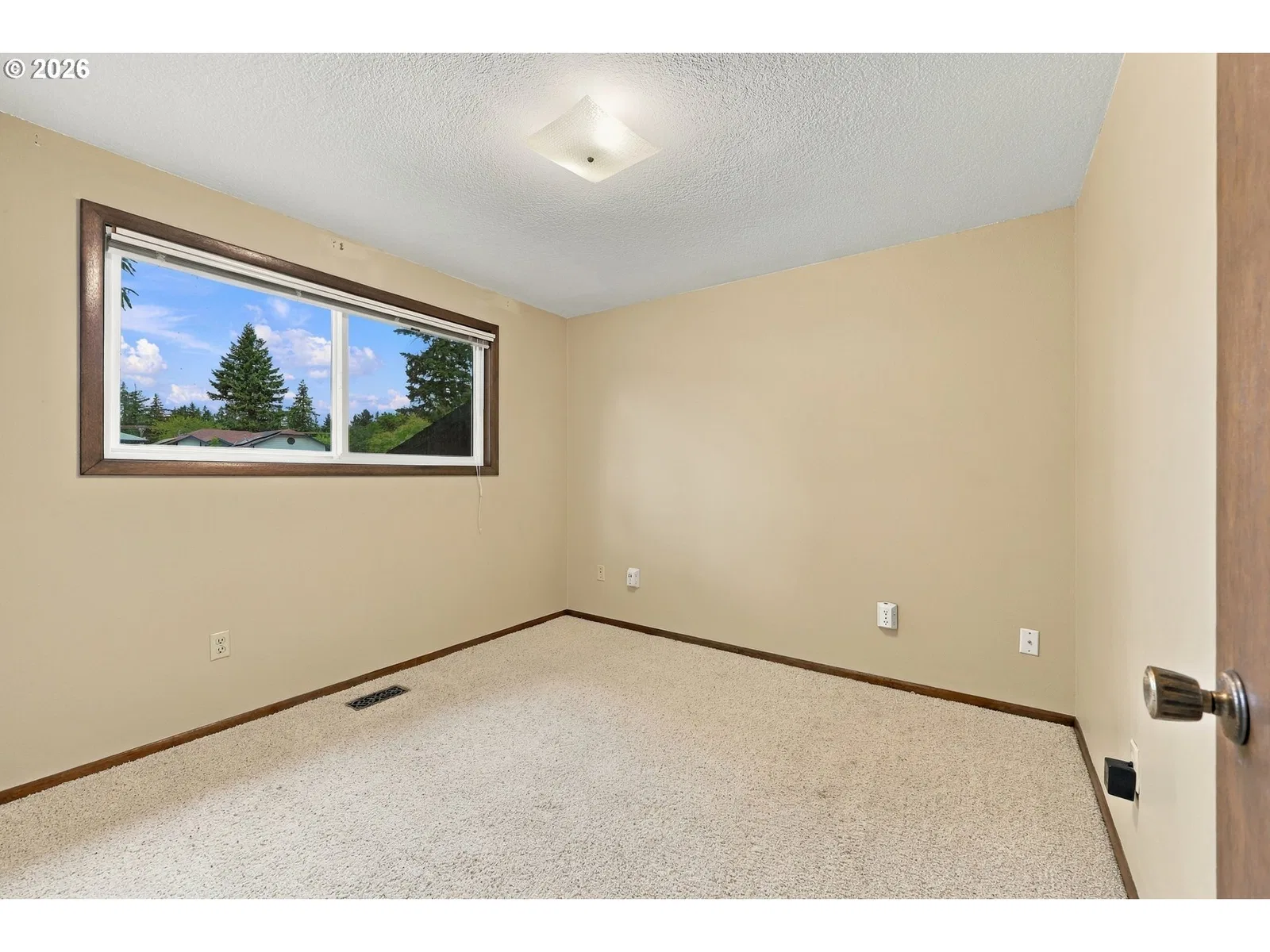 3719 SE 153rd Ave, Portland, OR 97236 — photograph 14