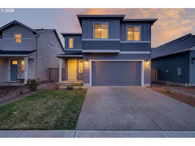 Home at 13307 NE 84th St, Vancouver, Wa 98682