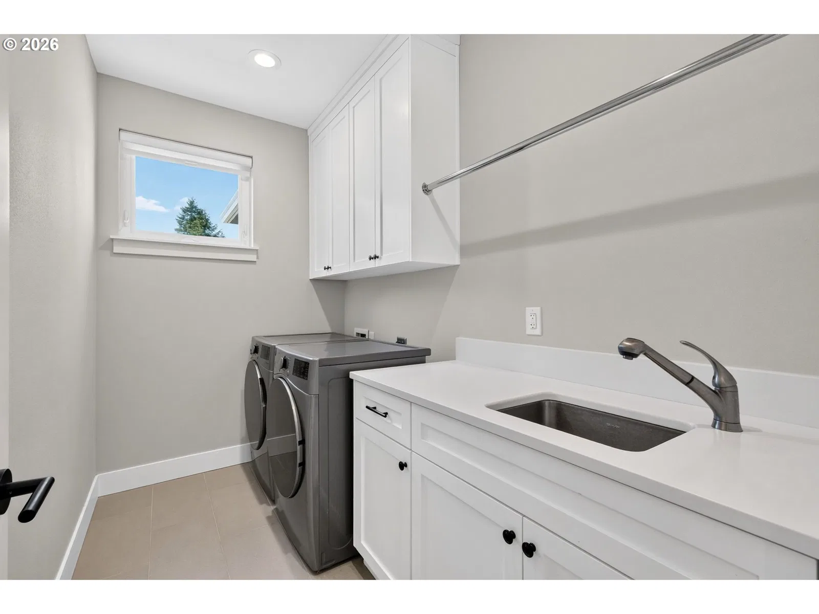 9228 SW 50th Ave, Portland, OR 97219 — photograph 32