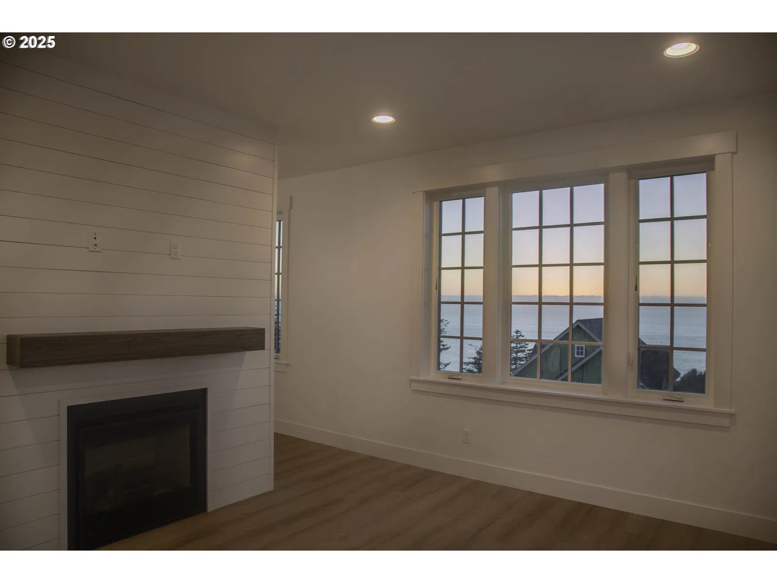 1128 NE Seascape Ave, Depoe Bay, OR 97341 — photograph 11