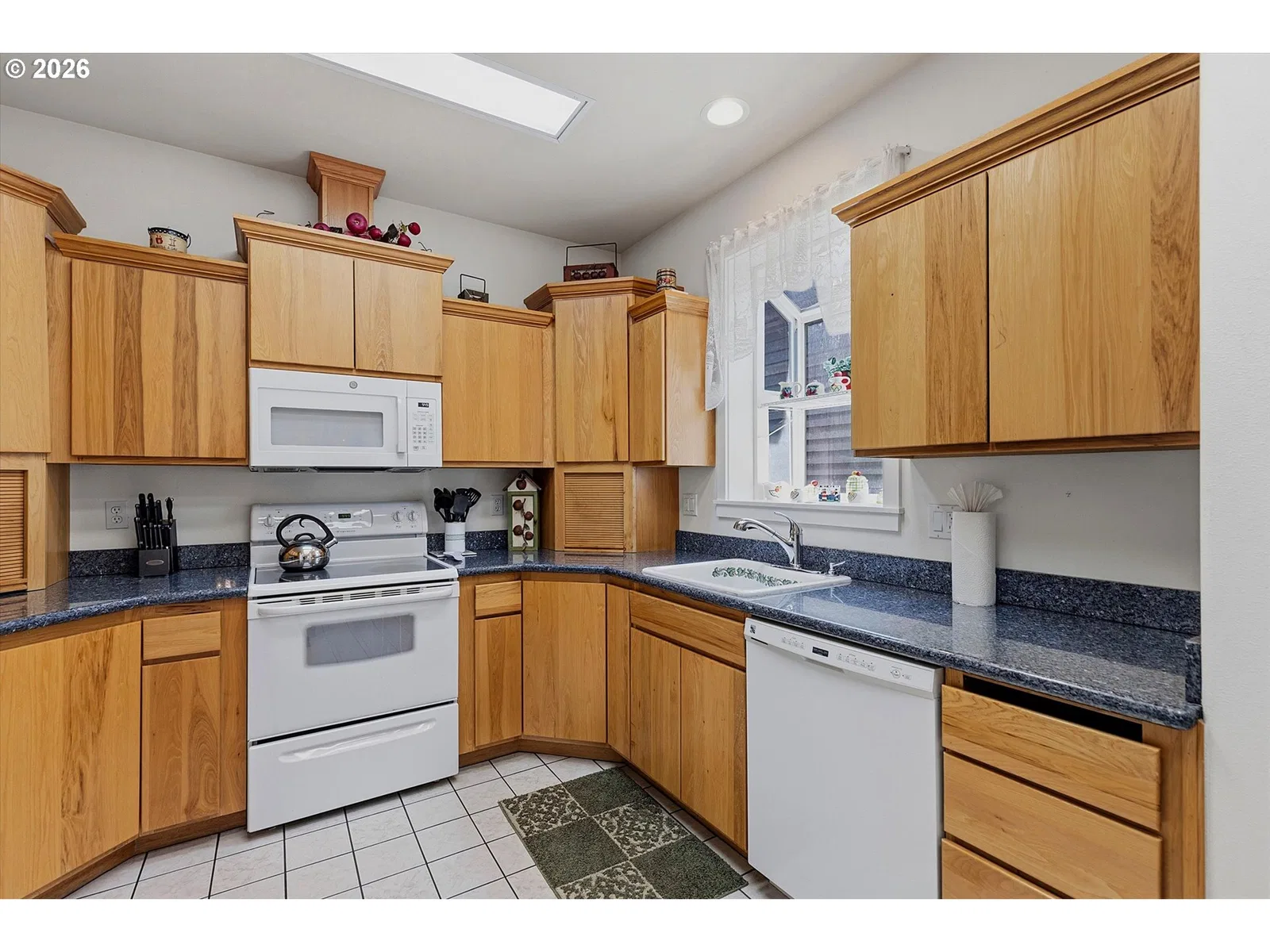 350 Bella Beach Dr, Depoe Bay, OR 97341 — photograph 11