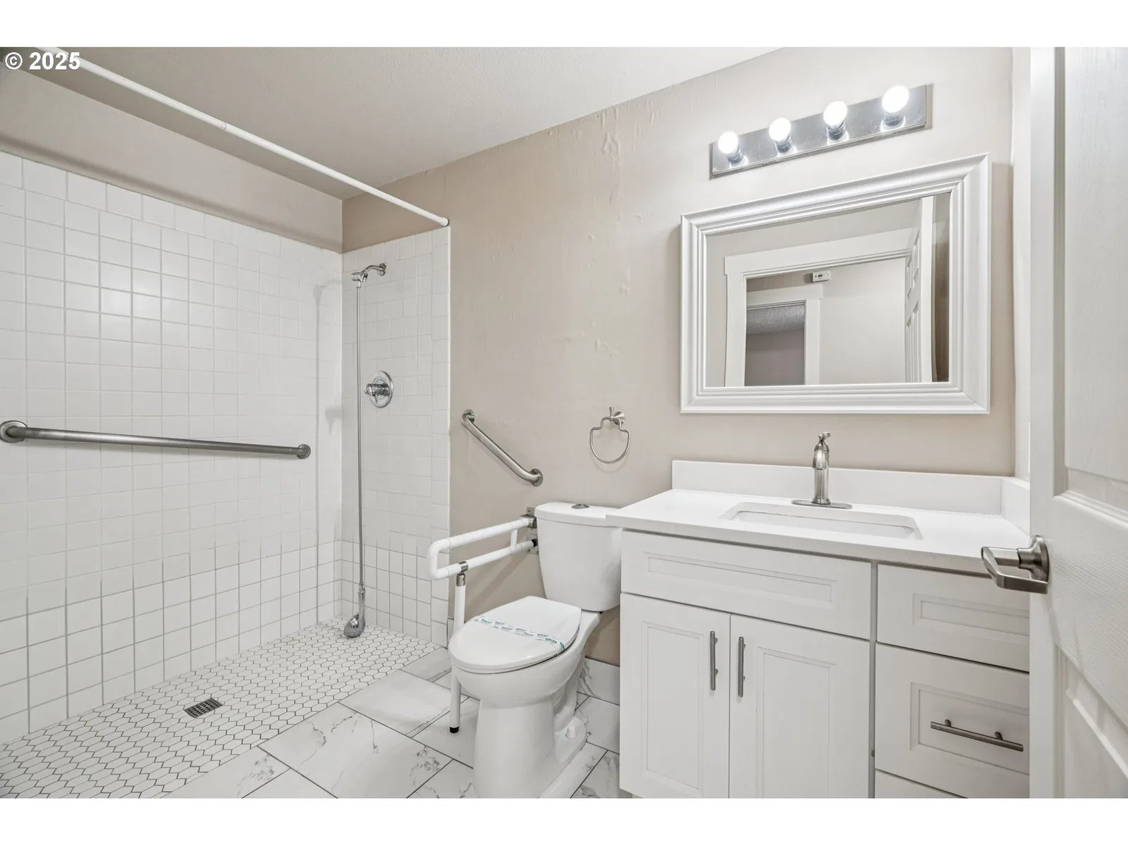 5017 SE 45th Ave, Portland, OR 97206 — photograph 16
